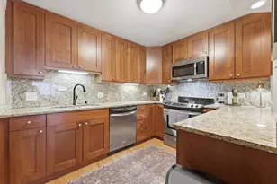 1415 N Dearborn St, Chicago, IL 60610 - Photo 6