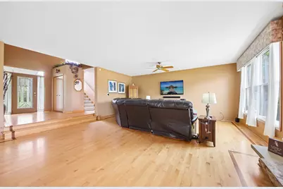 3809 Standish Road, Marengo, IL 60152 - Photo 6