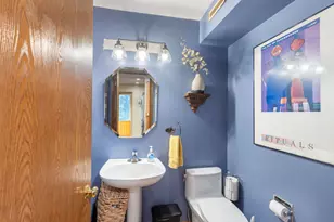 267 W Treehouse Ln, Round Lake, IL 60073 - Photo 8