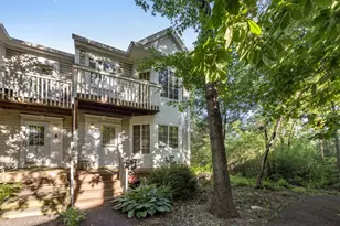 267 W Treehouse Ln, Round Lake, IL 60073 - Photo 1