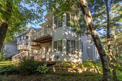 267 W Treehouse Lane, Round Lake, IL 60073 - Photo 2