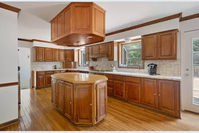 34W398 Country Club Road, Wayne, IL 60184 - Photo 10
