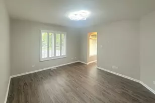 670 Leslie Ct, Carol Stream, IL 60188 - Photo 10