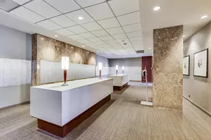 655 W Irving Park Rd, Chicago, IL 60613 - Photo 16