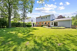 217 Willow Ave, Deerfield, IL 60015 - Photo 18