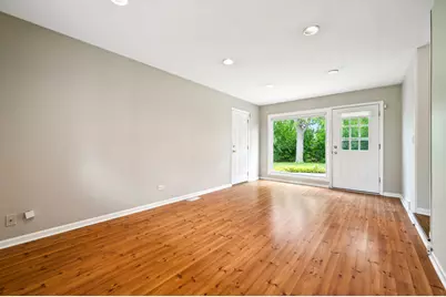 217 Willow Avenue, Deerfield, IL 60015 - Photo 8