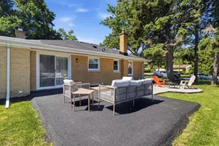 1857 Bristol Ave, Westchester, IL 60154 - Photo 6