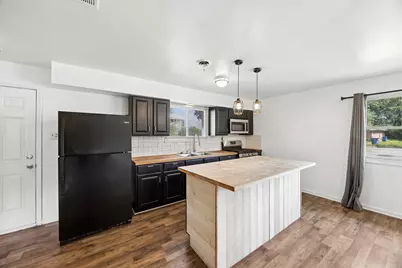 220 W 155th Street, Harvey, IL 60426 - Photo 8