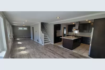 1110 S Chase Street, Wheaton, IL 60189 - Photo 6