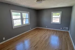 1110 S Chase St, Wheaton, IL 60189 - Photo 14