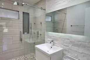 1110 S Chase St, Wheaton, IL 60189 - Photo 4