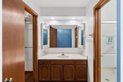 1108 E Oxford Lane, Arlington Heights, IL 60004 - Photo 14