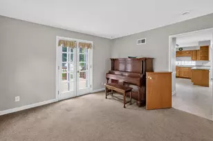 905 S Hennepin Ave, Dixon, IL 61021 - Photo 10