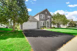 3097 Chalkstone Ave, Elgin, IL 60124 - Photo 2