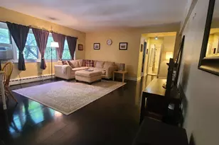 4970 N Marine Dr, Chicago, IL 60640 - Photo 2