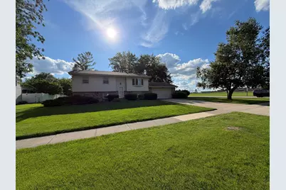 101 S Parkside Road, Normal, IL 61761 - Photo 4