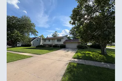 101 S Parkside Road, Normal, IL 61761 - Photo 6
