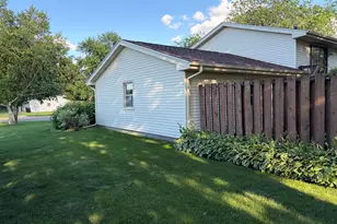 101 S Parkside Rd, Normal, IL 61761 - Photo 36