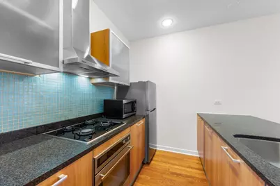1655 N Fairfield Avenue #302, Chicago, IL 60647 - Photo 12