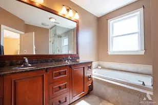 5049 N Neva Ave, Chicago, IL 60656 - Photo 34