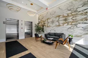 812 W Adams St, Chicago, IL 60607 - Photo 2