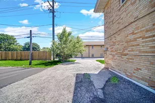 1551 Balmoral Ave, Westchester, IL 60154 - Photo 16
