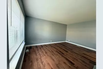 3 Tower Court, Downers Grove, IL 60516 - Photo 2