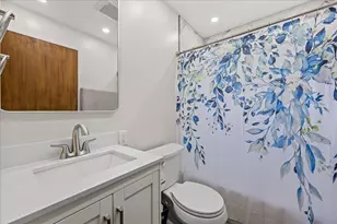 2714 Fort Sheridan Ave, Highland Park, IL 60035 - Photo 8
