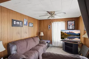 721 N Brinton Ave, Dixon, IL 61021 - Photo 22