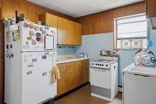 721 N Brinton Ave, Dixon, IL 61021 - Photo 24