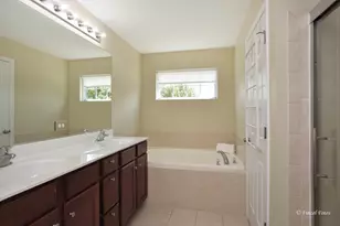 3283 Pinewood Dr, Yorkville, IL 60560 - Photo 12