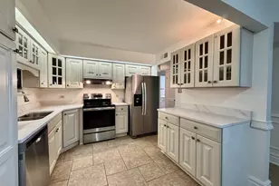 5840 W 104th St, Oak Lawn, IL 60453 - Photo 6
