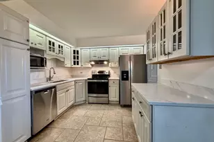5840 W 104th St, Oak Lawn, IL 60453 - Photo 4