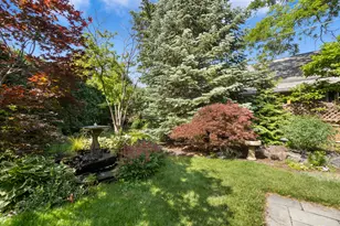 912 Burnham Ct, Glenview, IL 60025 - Photo 14