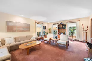 912 Burnham Ct, Glenview, IL 60025 - Photo 4
