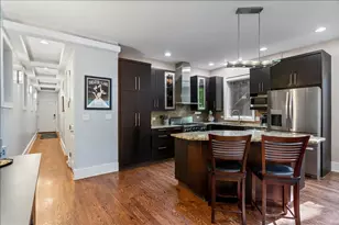 2455 W Walton St, Chicago, IL 60622 - Photo 8