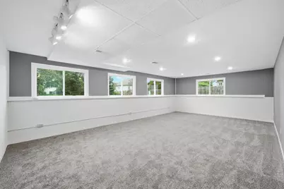 1346 Knolls Avenue S, Dekalb, IL 60115 - Photo 18