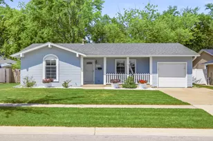 1110 W Glenn Trail, Elk Grove Village, IL 60007 - Photo 1