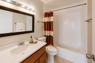 447 N Cambridge Dr, Palatine, IL 60067 - Photo 10