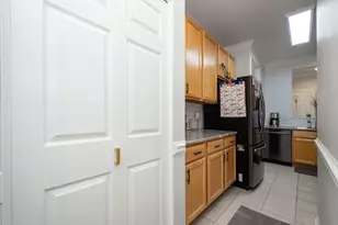 3136 Falling Waters Ln, Lindenhurst, IL 60046 - Photo 10
