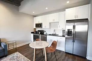 3833 N Broadway St, Chicago, IL 60613 - Photo 4