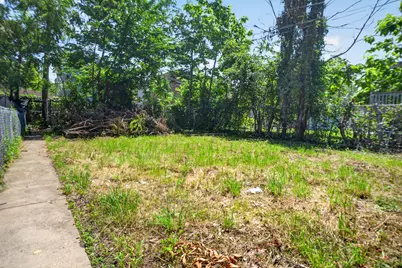 7931 S Muskegon Avenue, Chicago, IL 60617 - Photo 22