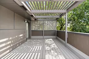1339 W Ancona St, Chicago, IL 60642 - Photo 32