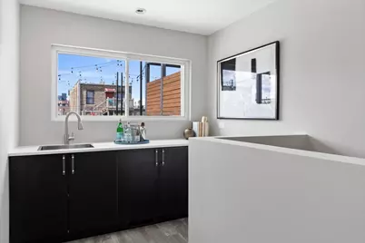 1339 W Ancona Street, Chicago, IL 60642 - Photo 32