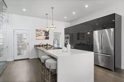 1339 W Ancona Street, Chicago, IL 60642 - Photo 10