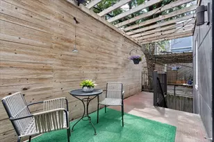 1339 W Ancona St, Chicago, IL 60642 - Photo 16