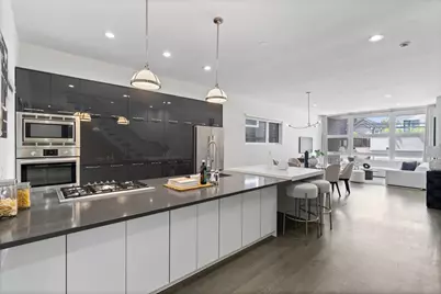1339 W Ancona Street, Chicago, IL 60642 - Photo 14