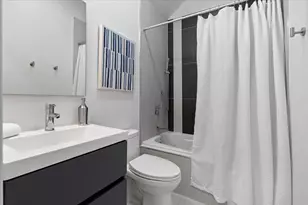 1339 W Ancona St, Chicago, IL 60642 - Photo 28