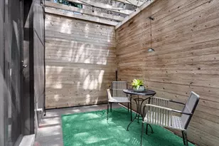 1339 W Ancona St, Chicago, IL 60642 - Photo 14