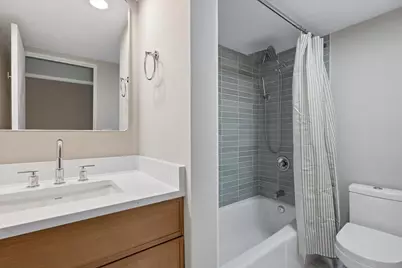 203 N Kenilworth Avenue #2P, Oak Park, IL 60302 - Photo 14